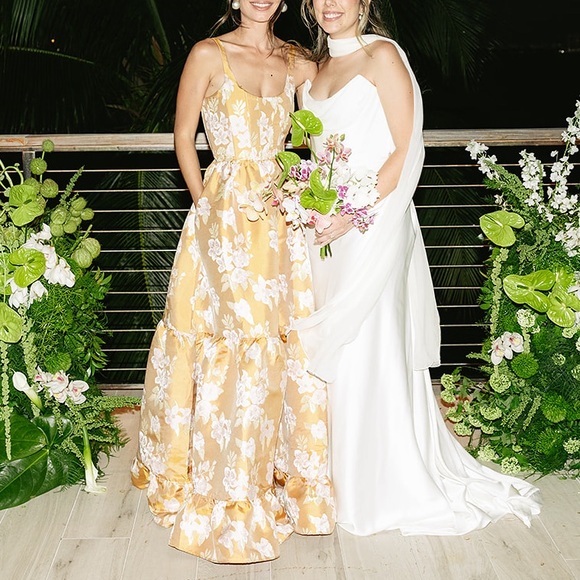 V. Chapman Dresses & Skirts - V Chapman Gold Baroque Avery Dress
